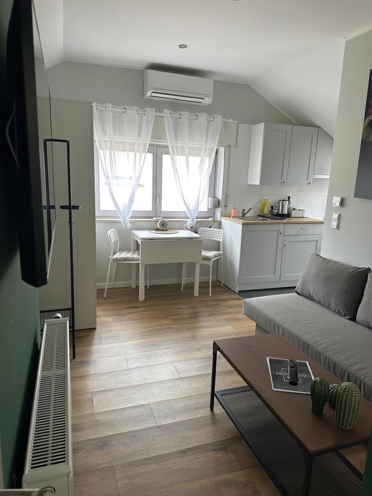 Amaroom Apartment *