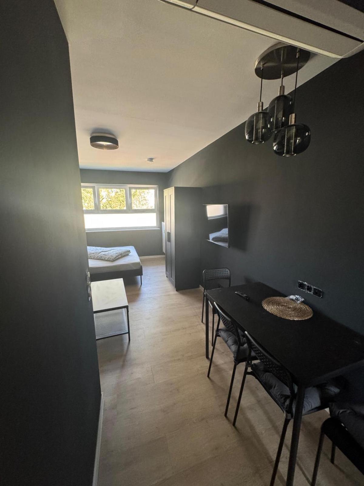 Amaroom Apartment *